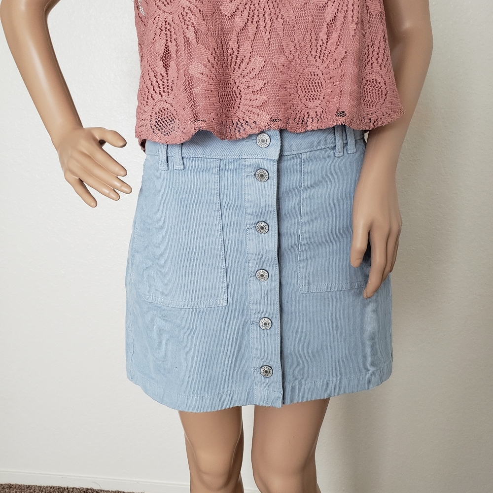 🌸High Waisted Button Up Skirt